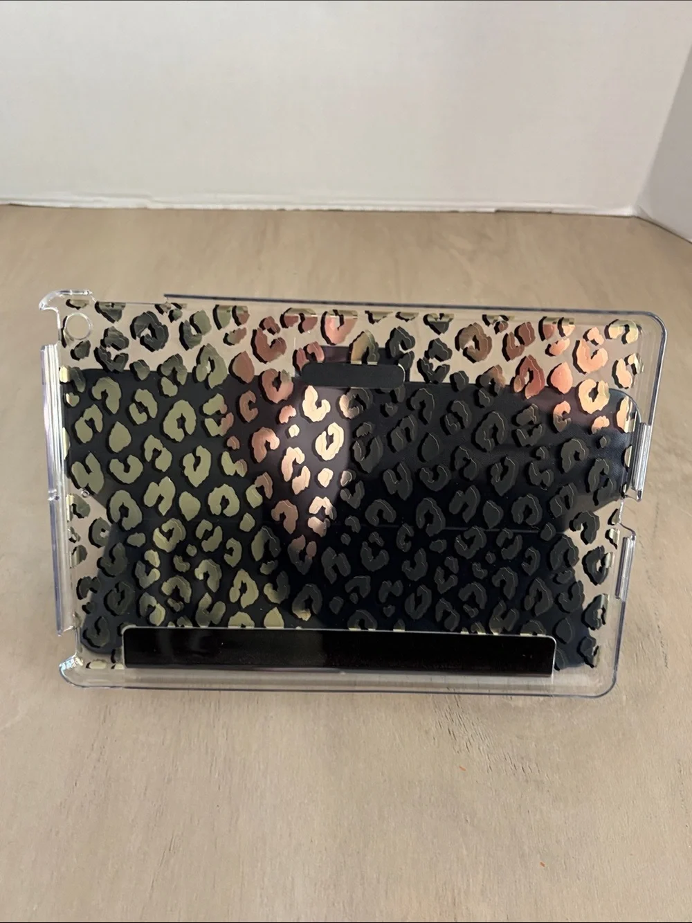 kate spade Leopard Print iPad 10.2 Folio Case - Black & Gold
